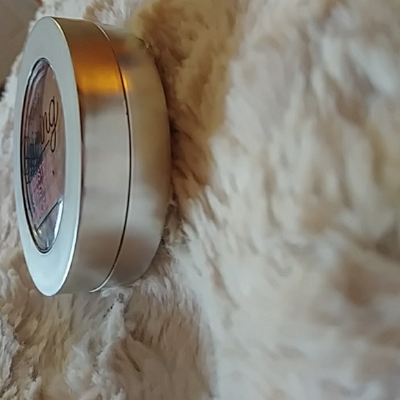 Conceler - Picture 3 of 3